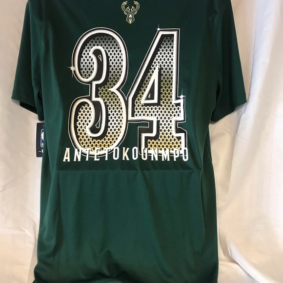 Men's Milwaukee Bucks Giannis Antetokounmpro #34 
T-Shirt - Picture 2 of 6